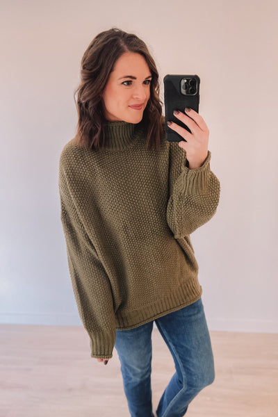 Full Heart Cable Knit Sweater (Olive)