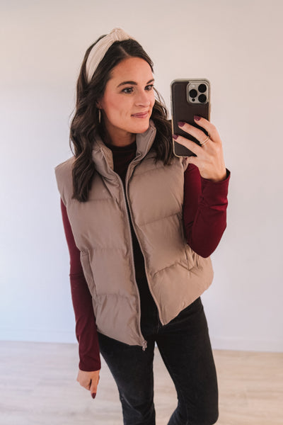 It's All Good Quilted Puffer Vest (Mushroom)