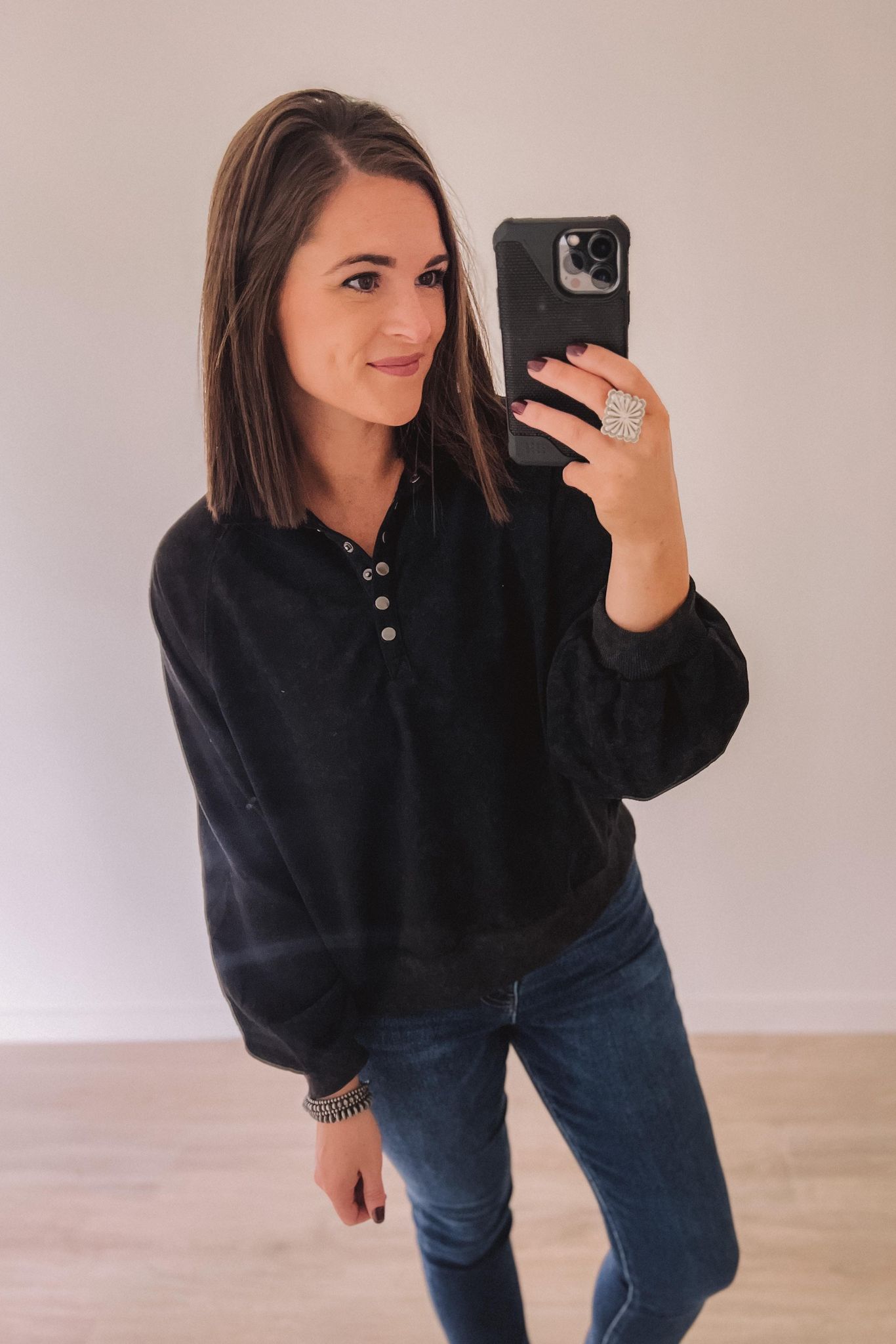 Dakota Wind Pullover (Black)