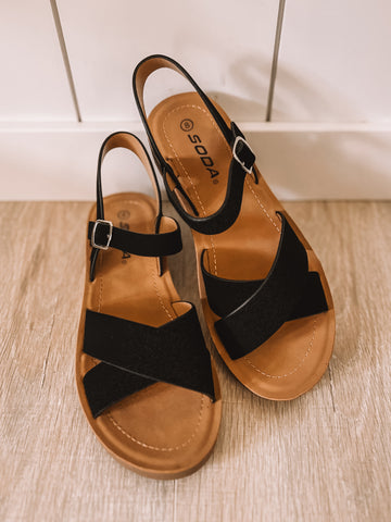 On The Double Crisscross Strap Sandal (Black)