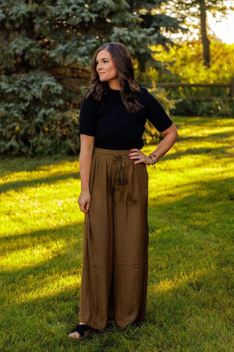 Fall Is Calling Pants (Olive)