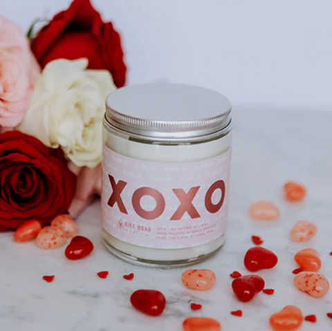 XOXO 8oz Candle