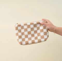 Teddy Pouch - Checkered