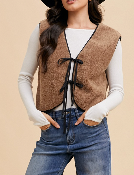 (SALE) Hitting The Road Fleece Bow Vest