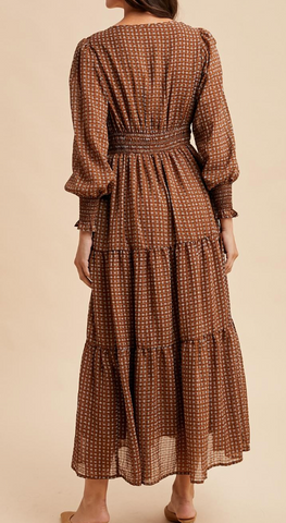 Season's Best Dressed (Camel)