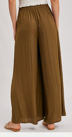 Fall Is Calling Pants (Olive)