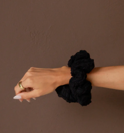 Jumbo Ruffle Scrunchie (Midnight)