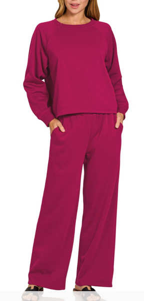Comfort Unlocked Pullover & Sweatpants Set (Cabernet)