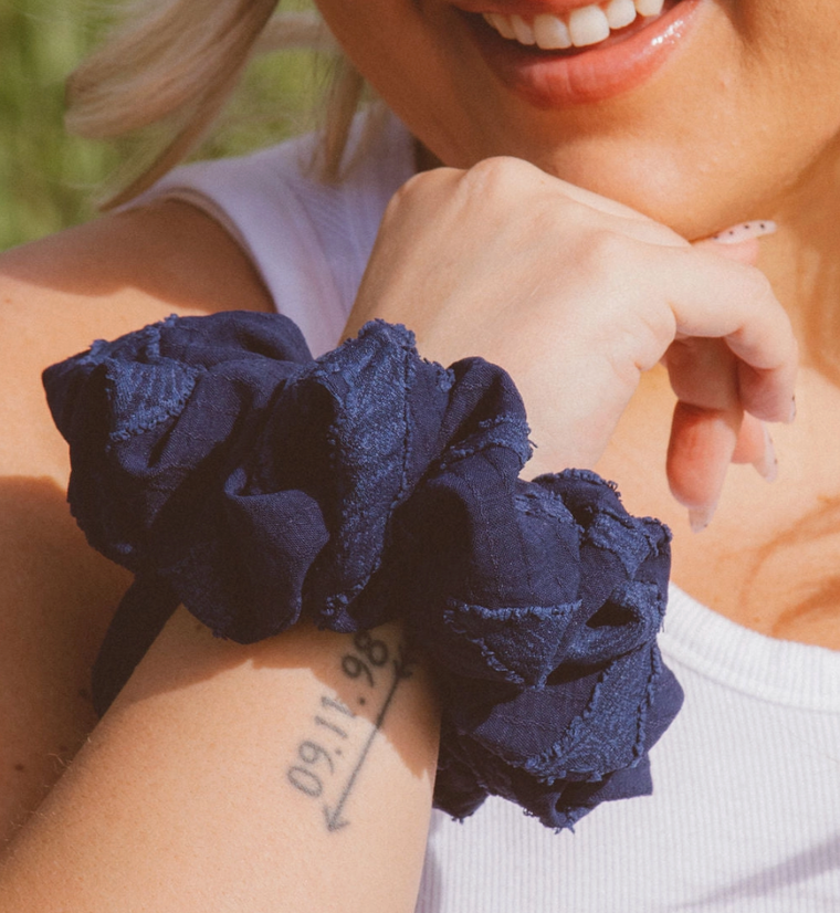 Navy Textured Jumbo Scrunchie