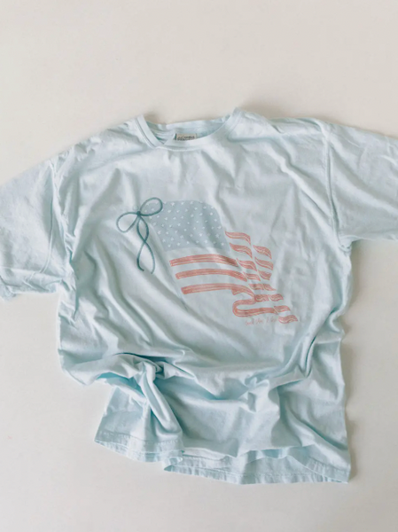 Land That I Love Bow & Flag Graphic Tee - Light Blue