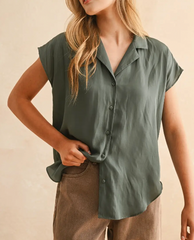 Natural Beauty Button Down Tank (Deep Green)