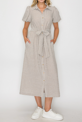 

-  Soft brown stripe shirts maxi dress 

- Bubble sleeves 
- Shirt's c...