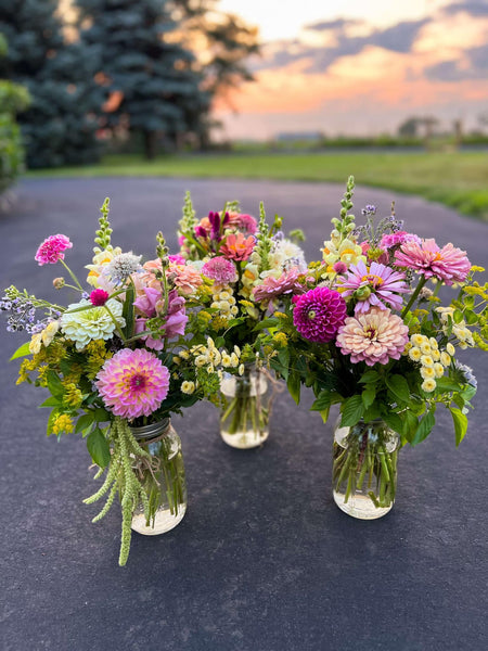 Monthly Subscription (FOUR Arranged Mason Jar Bouquets)