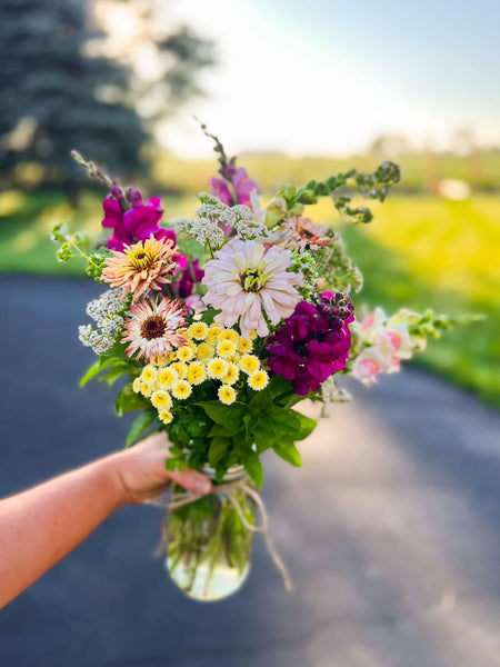 Monthly Subscription (FOUR Arranged Mason Jar Bouquets)