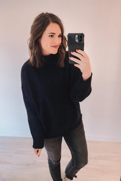 Full Heart Cable Knit Sweater (Black)