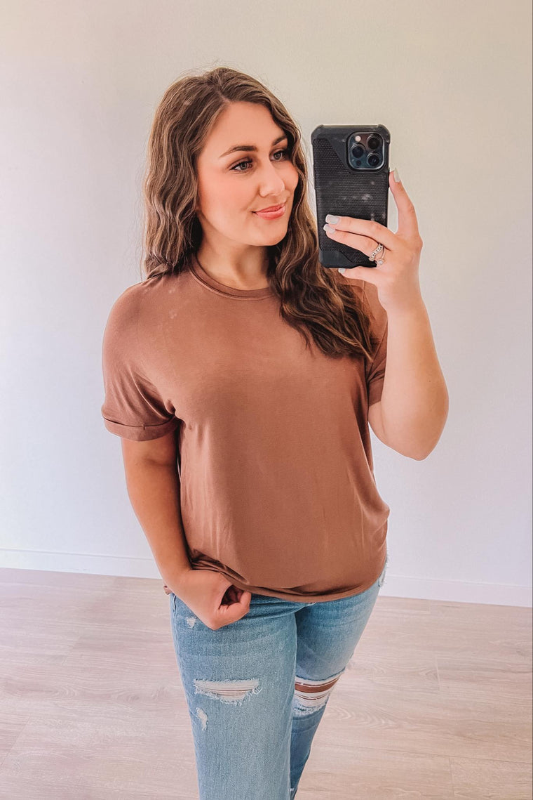 Savoring Simplicity Tee (Mocha)