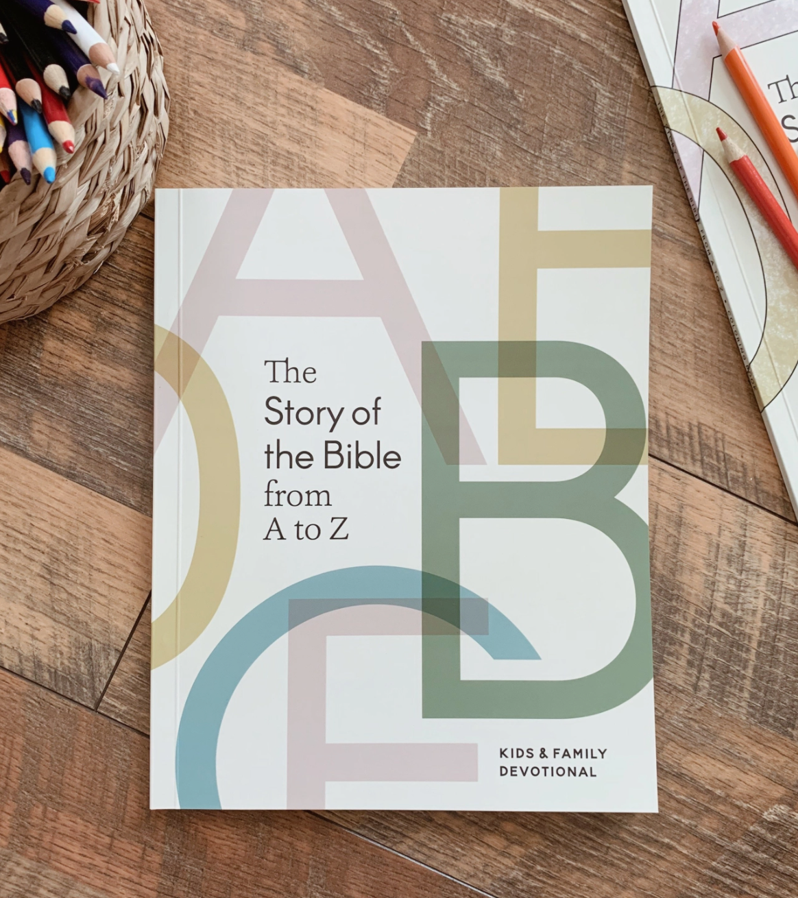 Story Of The Bible From A-Z Kids & Family Devotional